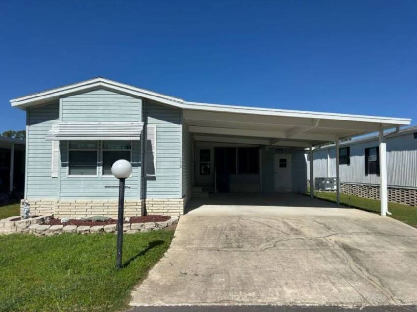 252 Dixie Circle a Haines City, FL Mobile or Manufactured Home for Sale